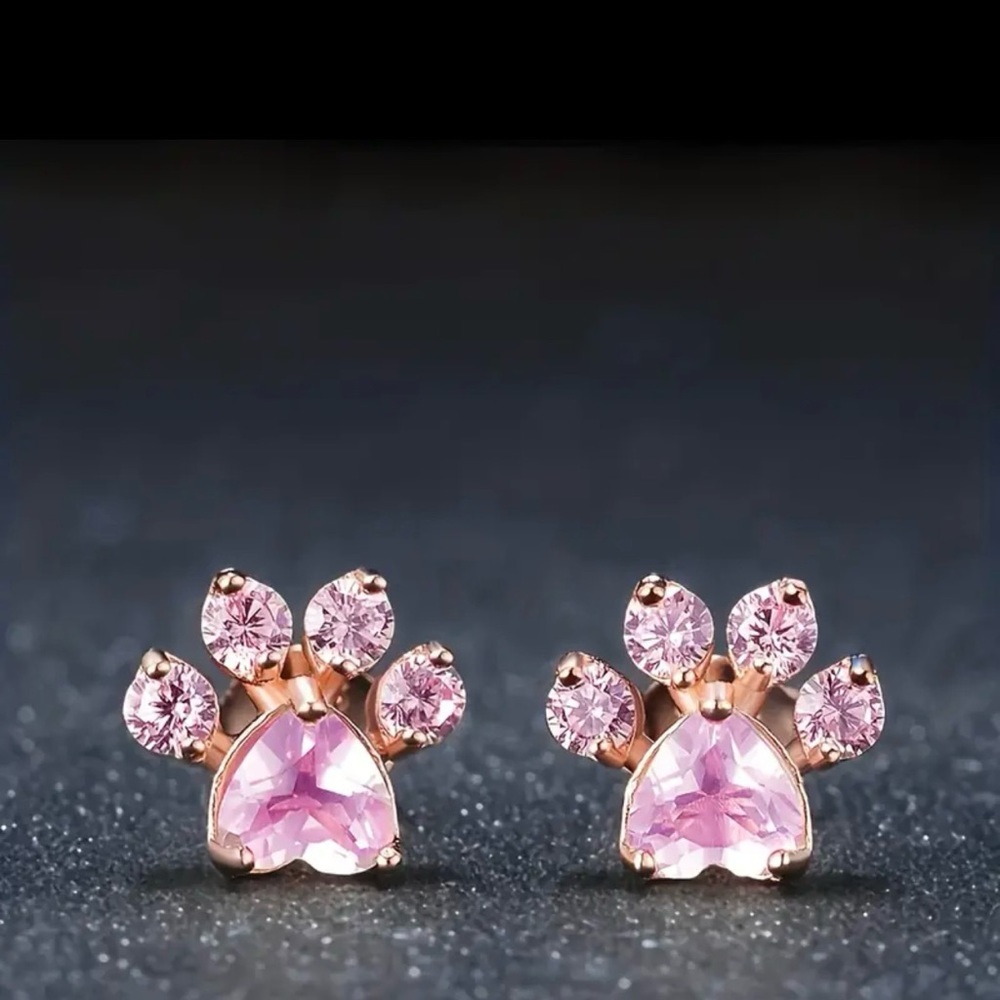 Sale! Pet Paw Earrings (Studs)